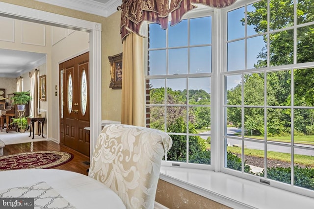 1043 Welsh Ayres Way, Downingtown, PA 19335 - entrance foyer with wood finished floors and ornamental molding