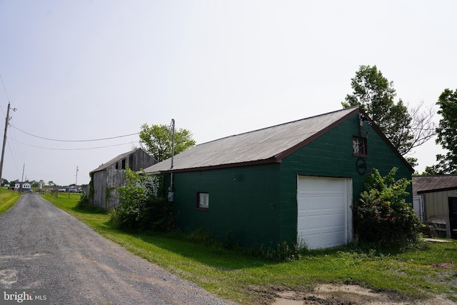 80 Kaiser Ln, Inwood, WV 25428