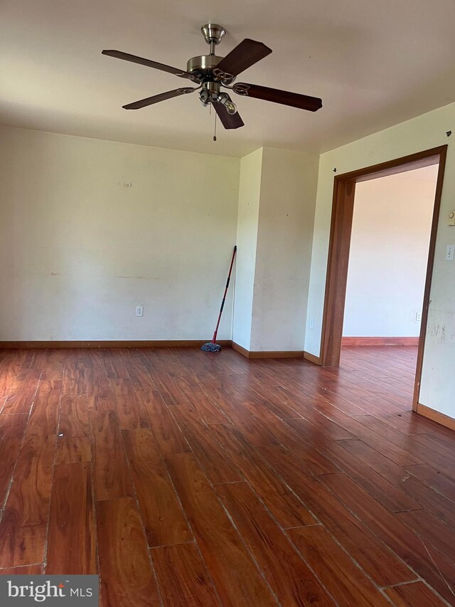 472 Lummistown Rd, Cedarville, NJ 08311 - empty room featuring wood finished floors and a ceiling fan