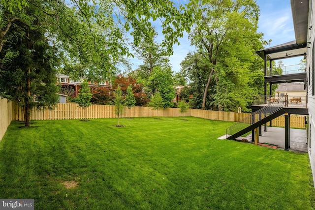 1710 Fairview Ave, Mclean, VA 22101 - fenced backyard with stairway and a wooden deck