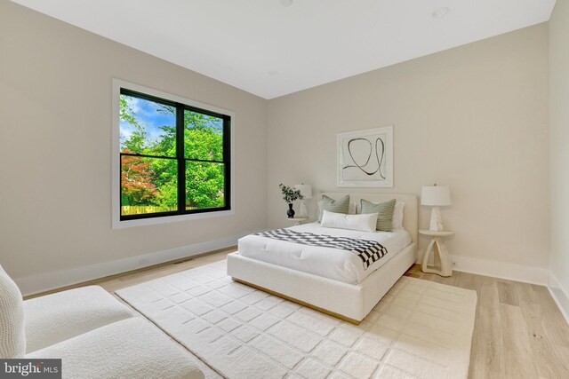 1710 Fairview Ave, Mclean, VA 22101 - bedroom featuring wood finished floors and baseboards