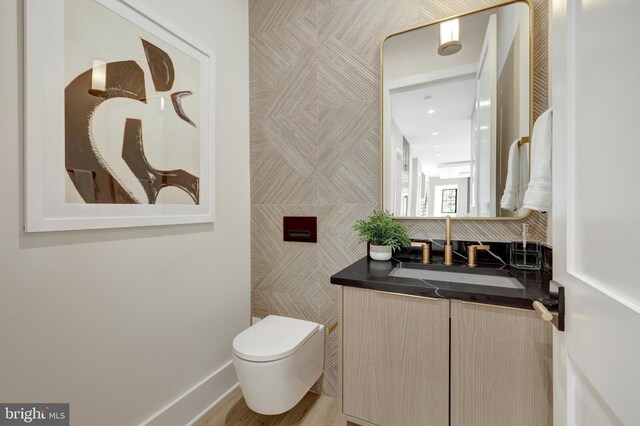 1710 Fairview Ave, Mclean, VA 22101 - half bath featuring toilet and vanity