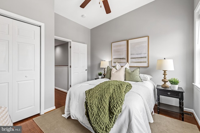 503 E Fort Ave, Baltimore, MD 21230 - bedroom with wood finished floors, a closet, and a ceiling fan
