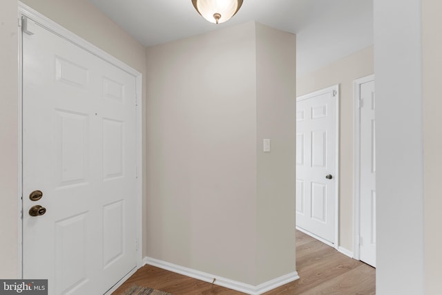 26 Portsmouth Ct, Holland, PA 18966 - foyer entrance featuring wood finished floors