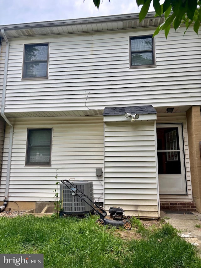 311 Ash Hollow Dr, Winchester, VA 22602 - rear view of property
