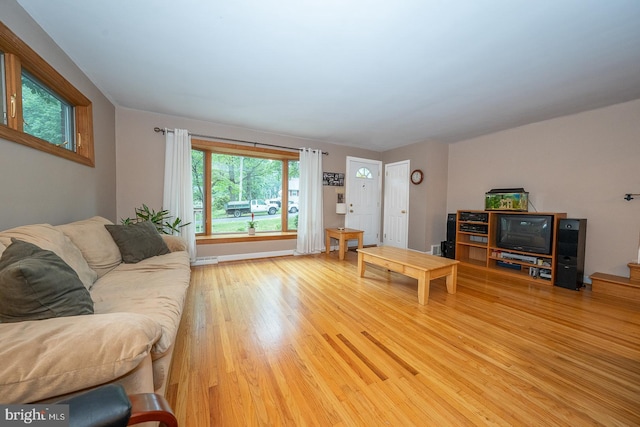 643 Crestwood Rd, Wayne, PA 19087 - living room with light wood-type flooring
