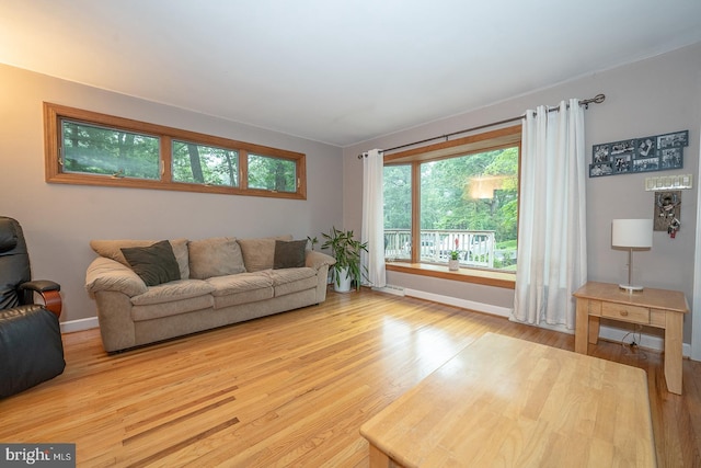 643 Crestwood Rd, Wayne, PA 19087 - living area with baseboards and wood finished floors
