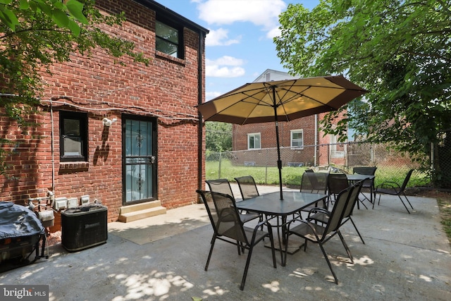 618 Cabin Branch Dr, Capitol Heights, MD 20743 - view of patio / terrace featuring outdoor dining area and entry steps
