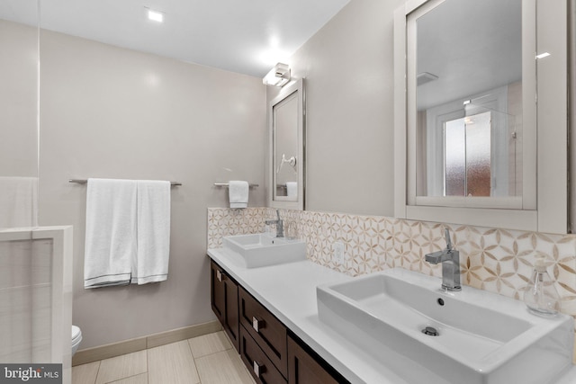2815 39th St NW, Washington, DC 20007 - full bathroom featuring tasteful backsplash and double vanity