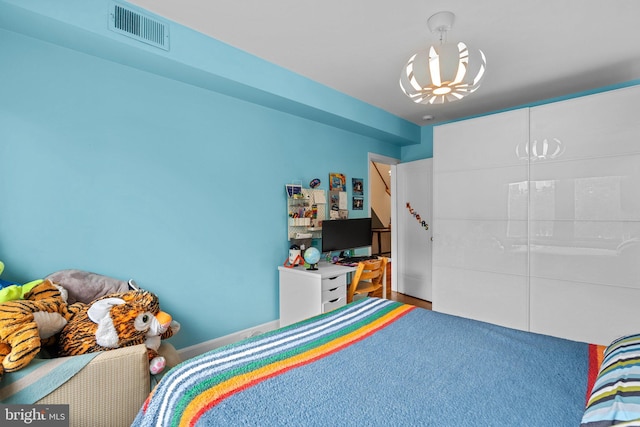 2815 39th St NW, Washington, DC 20007 - carpeted bedroom featuring baseboards
