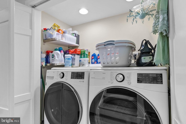 2815 39th St NW, Washington, DC 20007 - laundry room with washing machine and clothes dryer
