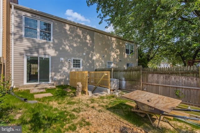 902 Nadine Ct, Landover, MD 20785 - rear view of house