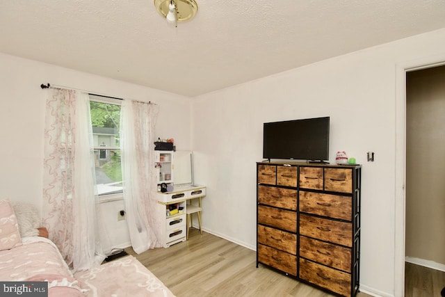 12518 Tove Rd, Clinton, MD 20735 - bedroom featuring wood finished floors and baseboards