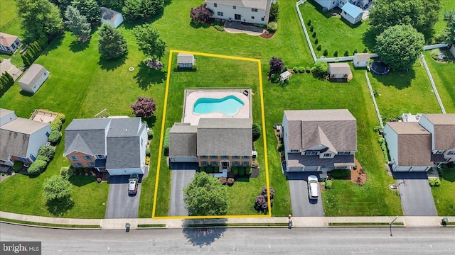 32 Duffield Dr, Lititz, PA 17543 - aerial perspective of suburban area featuring a pool and property boundaries highlighted