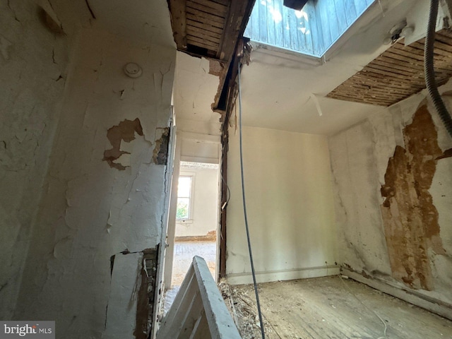 22 Wheeler Ave, Baltimore, MD 21223 - view of corridor