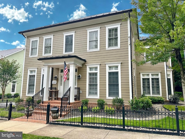 114 Lake St, Gaithersburg, MD 20878 - view of front of home featuring a fenced front yard