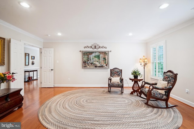 114 Lake St, Gaithersburg, MD 20878 - sitting room with crown molding, light wood finished floors, and recessed lighting