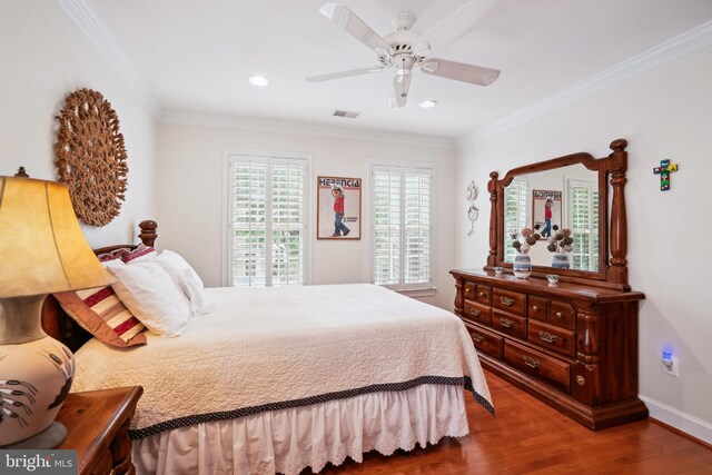 114 Lake St, Gaithersburg, MD 20878 - bedroom with wood finished floors, crown molding, recessed lighting, and a ceiling fan