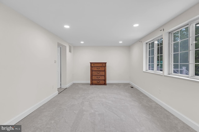 18659 Sandpiper Ln, Gaithersburg, MD 20879 - unfurnished room featuring recessed lighting and carpet