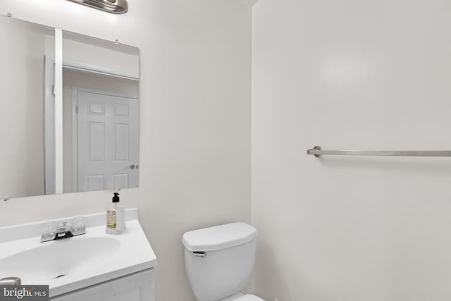 18659 Sandpiper Ln, Gaithersburg, MD 20879 - half bath featuring vanity and toilet