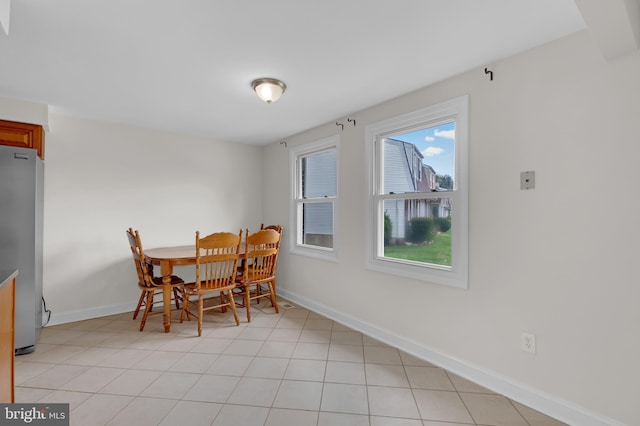 18659 Sandpiper Ln, Gaithersburg, MD 20879 - dining room with baseboards
