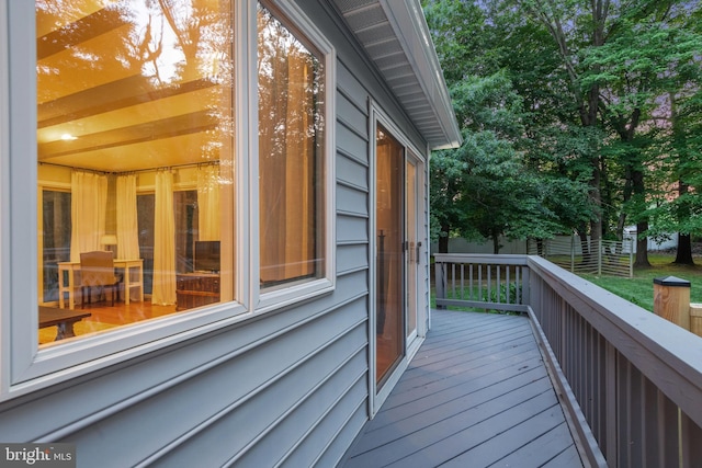 1092 Carriage Hill Pkwy, Annapolis, MD 21401 - view of wooden terrace