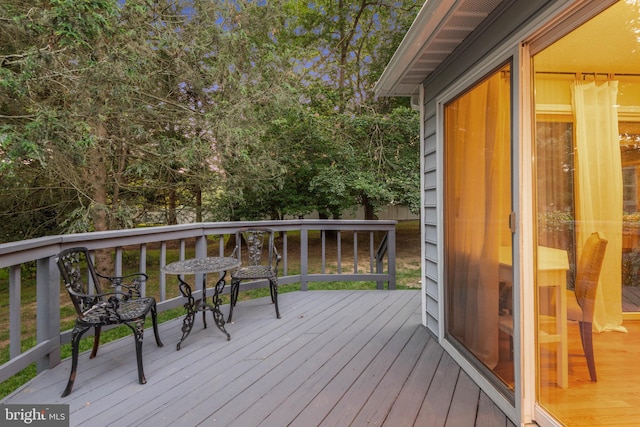 1092 Carriage Hill Pkwy, Annapolis, MD 21401 - view of wooden deck
