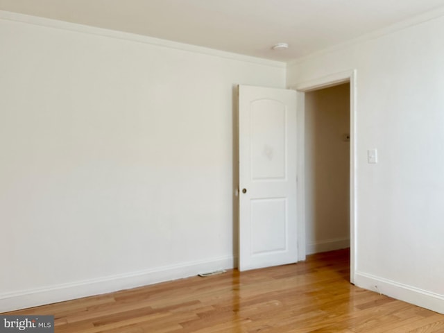 515 Dorsey, Essex, MD 21221 - unfurnished room with light wood-style flooring and baseboards
