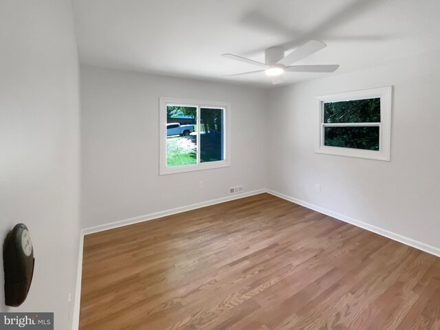 7804 Alberta Ct, Springfield, VA 22152 - unfurnished room featuring wood finished floors and a ceiling fan