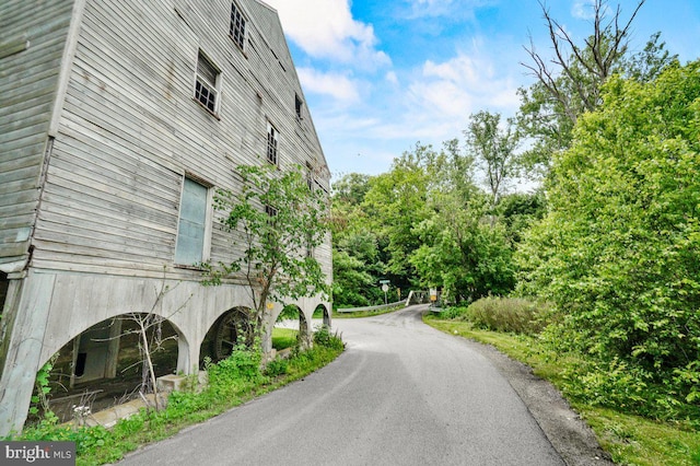 1498 Mckinstrys Mill Rd, Union Bridge, MD 21791 - view of street