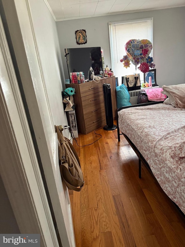2212 Cove Rd, Pennsauken, NJ 08110 - bedroom with crown molding and hardwood / wood-style floors