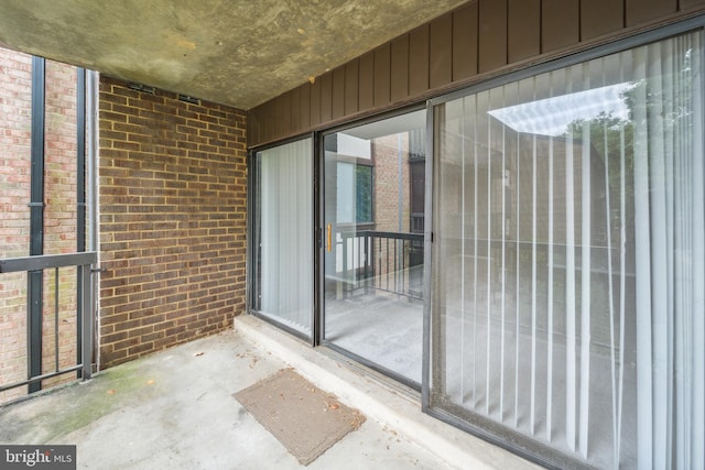 9810 Kingsbridge Dr Unit 102, Fairfax, VA 22031 - view of balcony
