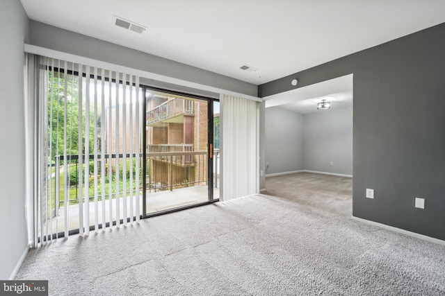 9810 Kingsbridge Dr Unit 102, Fairfax, VA 22031 - unfurnished room featuring carpet and baseboards