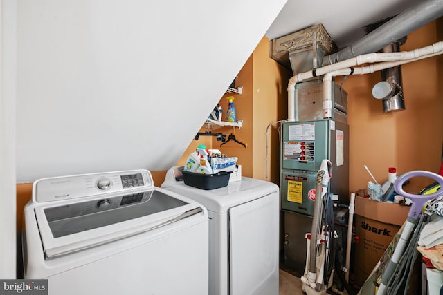 478 Alexander Ave, Maple Shade, NJ 08052 - washroom featuring washing machine and clothes dryer
