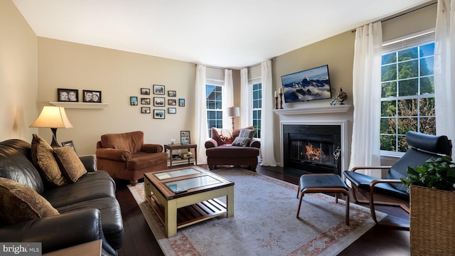 5510 Haverhill Ln, Doylestown, PA 18902 - living area featuring a glass covered fireplace and hardwood / wood-style floors