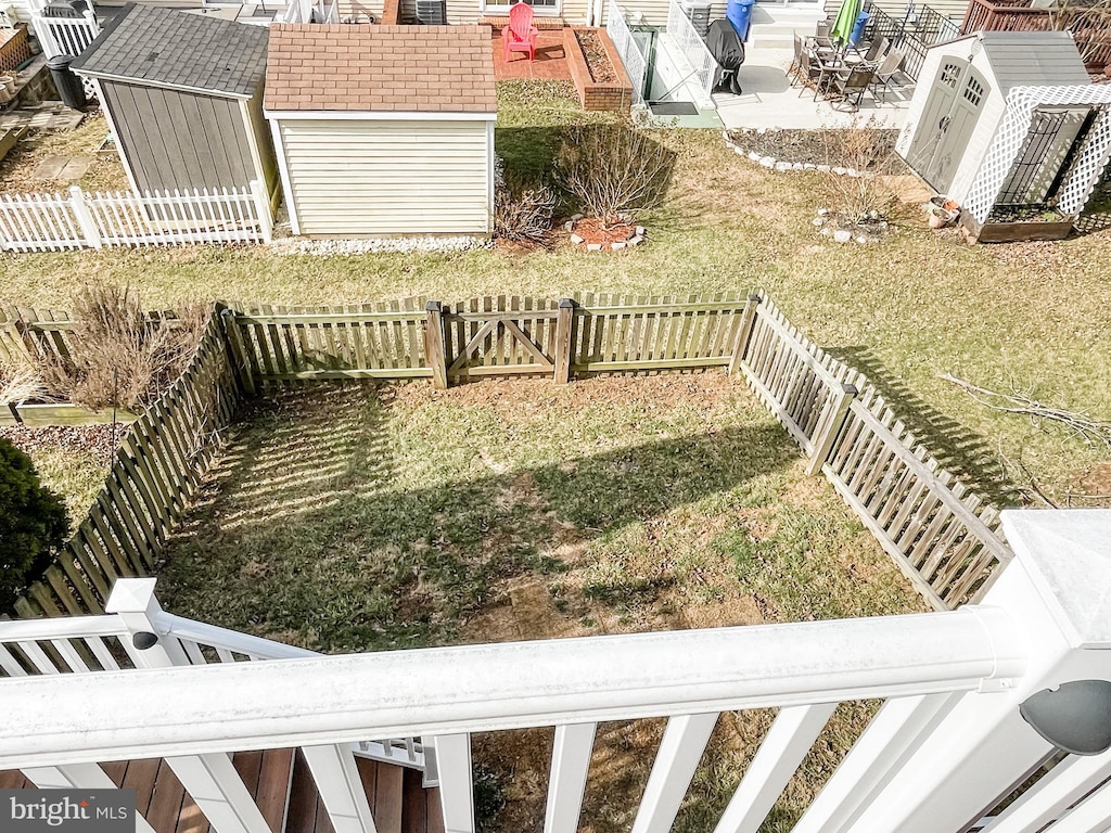 10 Stone Falls Ct, Nottingham, MD 21236 - fenced backyard featuring a shed