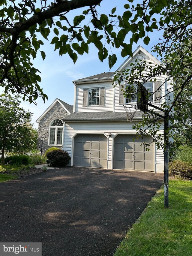 505 Country Pointe Cir, Perkasie, PA 18944 - traditional home with a garage and asphalt driveway