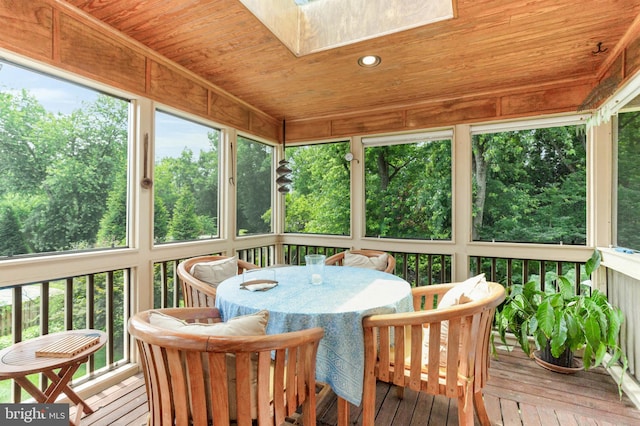 10135 Spring Pools Ln, Columbia, MD 21044 - sunroom / solarium with outdoor dining area