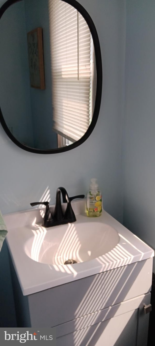106 Center St, Manns Choice, PA 15550 - bathroom with vanity