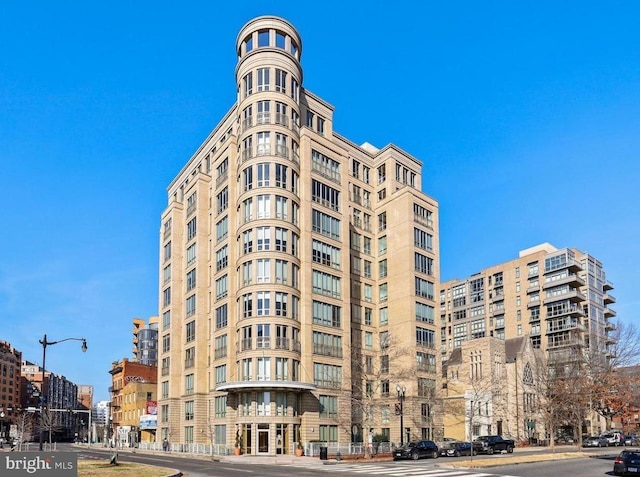 301 Massachusetts Ave NW Unit 301, Washington, DC 20001 - view of building exterior