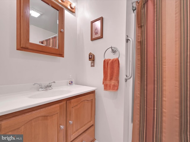 2528 Papoose Dr, Auburn, PA 17922 - full bath with vanity