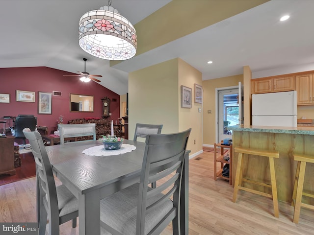 2528 Papoose Dr, Auburn, PA 17922 - dining space with vaulted ceiling, light wood-style floors, a ceiling fan, and recessed lighting