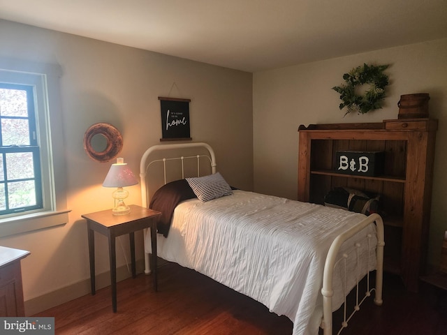 2569 White Oak Rd, Strasburg, PA 17579 - bedroom with wood finished floors and baseboards