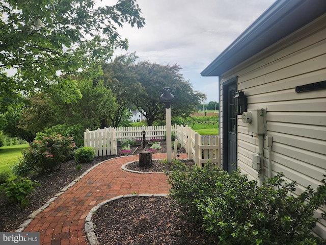 2569 White Oak Rd, Strasburg, PA 17579 - view of yard