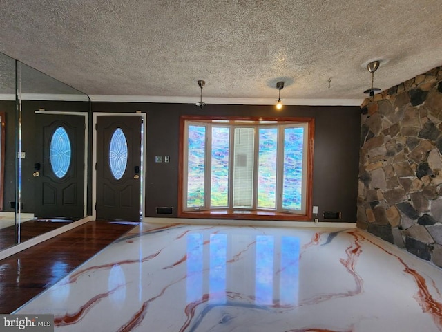 6222 Catalpha Rd, Baltimore, MD 21214 - foyer entrance with a textured ceiling