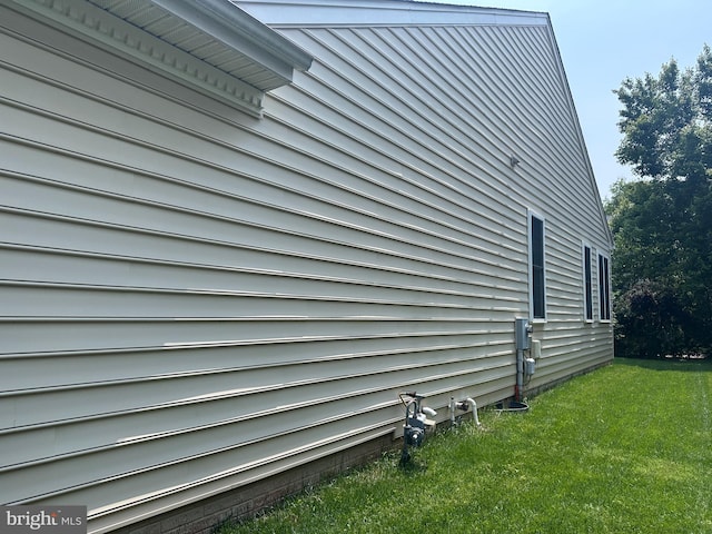 15209 Brier Creek Dr, Haymarket, VA 20169 - view of property exterior featuring a yard