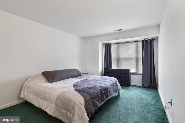 20 Deer Run Ct Unit D, Baltimore, MD 21227 - bedroom featuring carpet flooring and baseboards