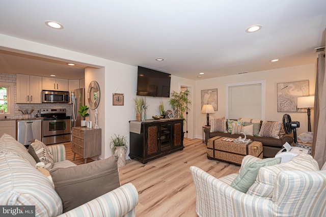 120 Robin Hood, Ocean Pines, MD 21811 - living area featuring recessed lighting and light wood-style flooring