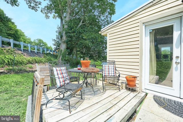 75 Railroad Ave, York Haven, PA 17370 - wooden terrace with outdoor dining area