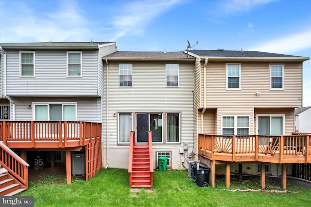 37 Joyceton Way, Upper Marlboro, MD 20774 - back of property featuring a deck and a yard
